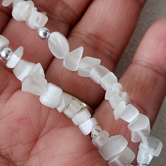 Clear and White Natural Quartz Stone Necklace with Heart Charm - Picture 6 of 8